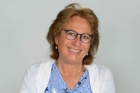 Katharina Peterhans Katharina Peterhans Portraitbild