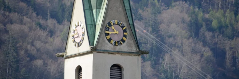 20210427 5302 1920×640 Kirche