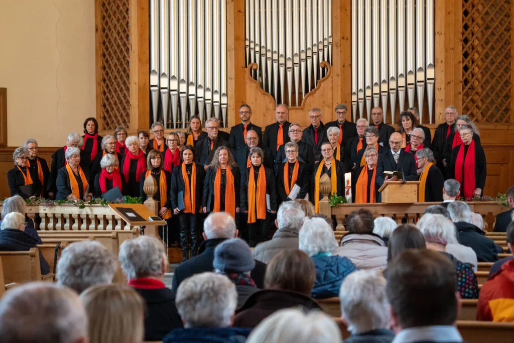 Chor Haldenstein bei Konzert in Kirche