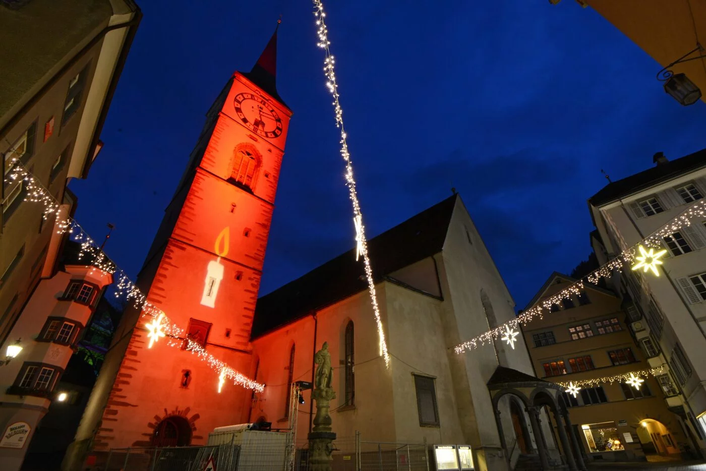 Martinskirche Beleuchtung Turm Rot Quer2 Martinskirche & Turm rot beleuchtet