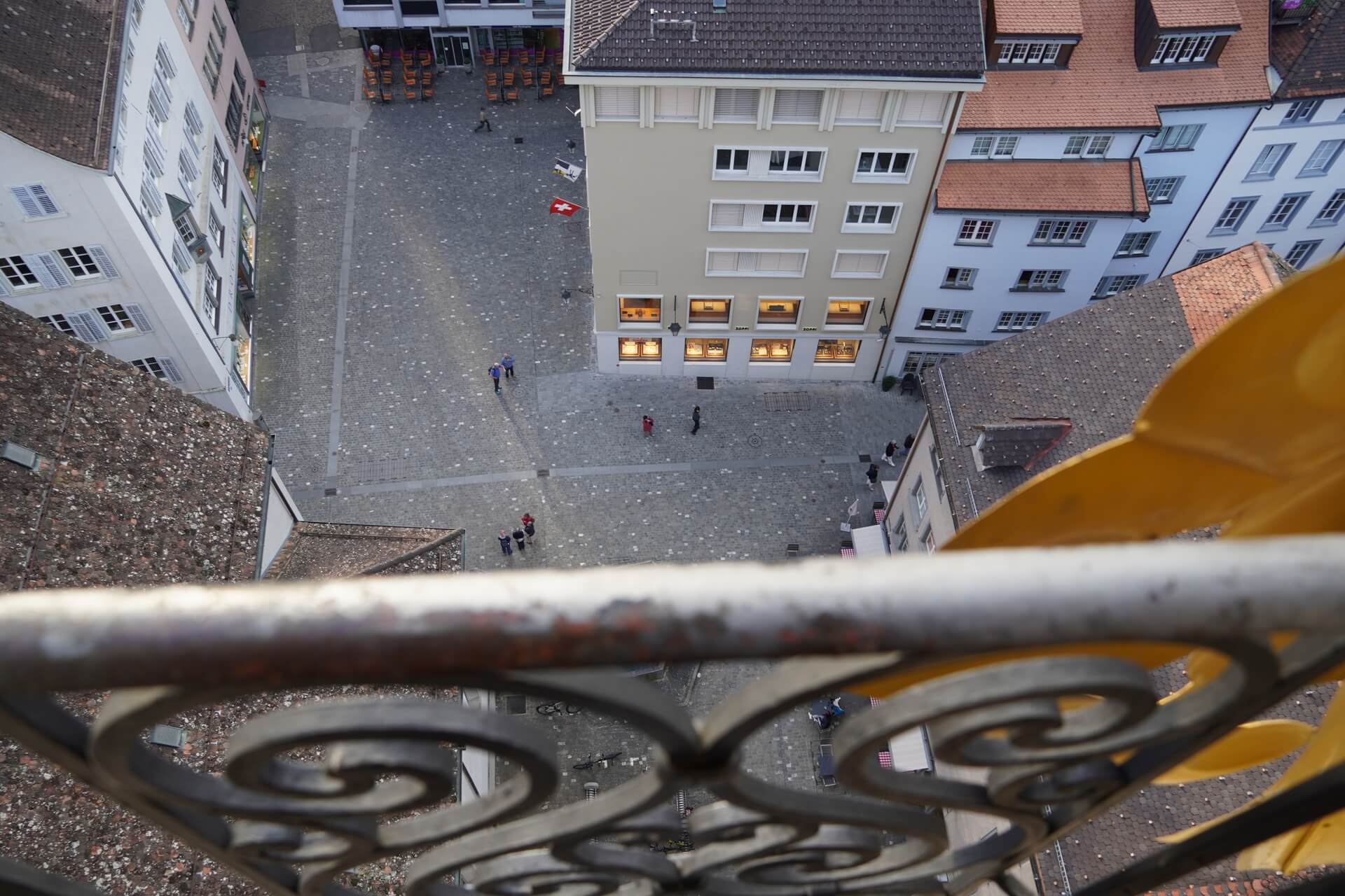 Sicht vom Martinsturm auf den Martinsplatz Sicht vom Martinsturm auf den Martinsplatz